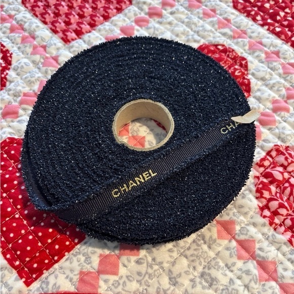 NEW 2025 Christmas Limited Edition Chanel Ribbon - Picture 3 of 3